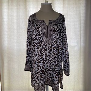 Women’s Ella Tunic. Brown and White. Size Medium.
